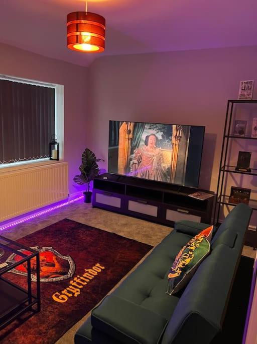 Potters Hideout- 2 Bedroom 2 Bathroom Apartment Γουάτφορντ Εξωτερικό φωτογραφία